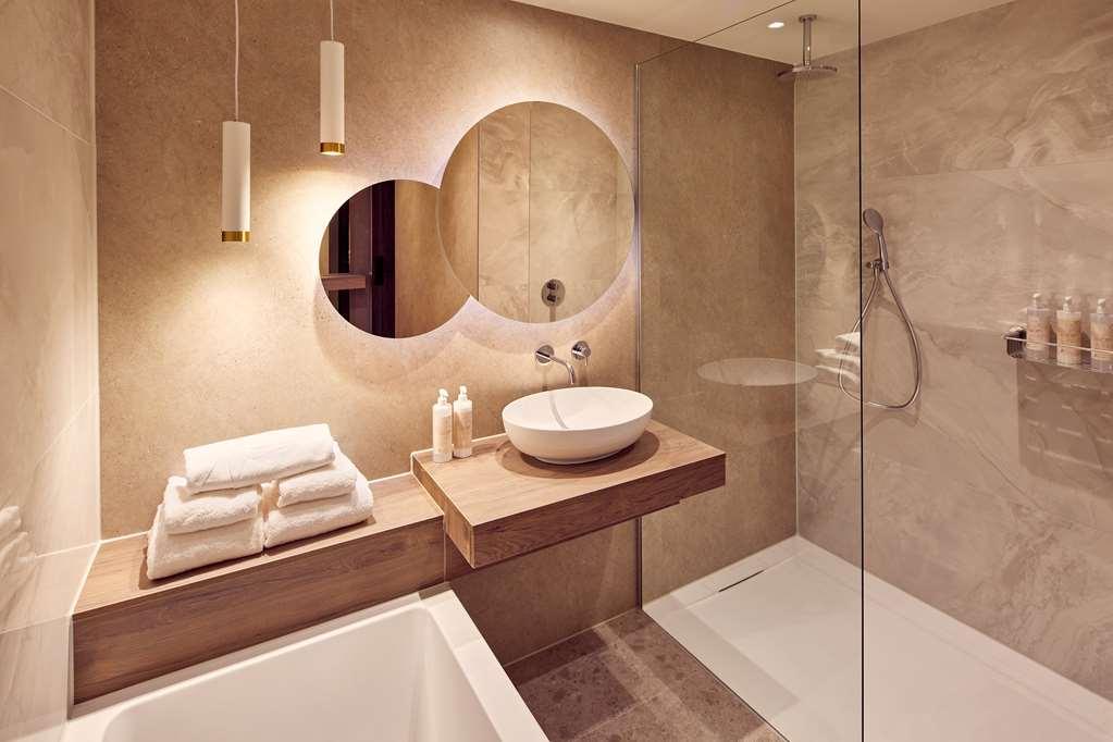 Van Der Valk Hotel חורקם מראה חיצוני תמונה